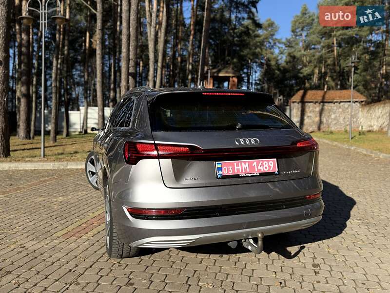 Внедорожник / Кроссовер Audi e-tron 2019 в Новояворовске фото 7 Внедорожник / Кроссовер Audi e-tron 2019 в Новояворовске