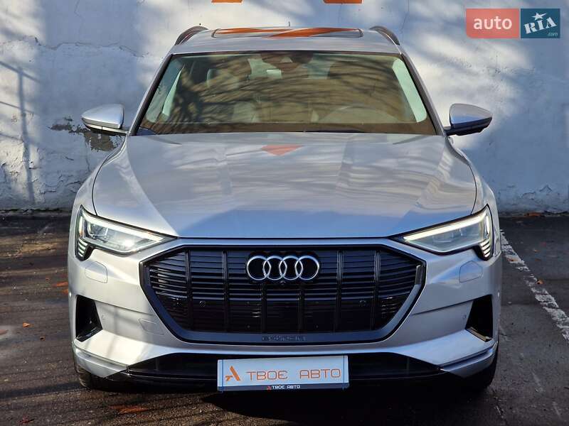 Внедорожник / Кроссовер Audi e-tron 2020 в Одессе