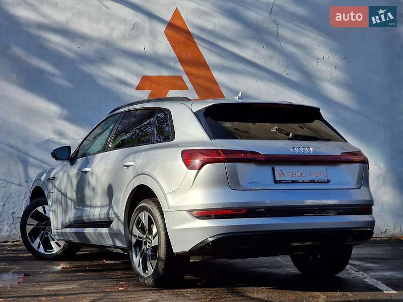 Внедорожник / Кроссовер Audi e-tron 2020 в Одессе