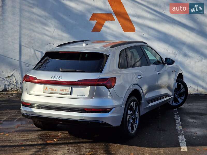 Внедорожник / Кроссовер Audi e-tron 2020 в Одессе