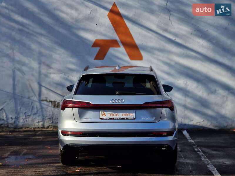 Внедорожник / Кроссовер Audi e-tron 2020 в Одессе
