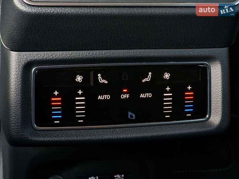 Внедорожник / Кроссовер Audi e-tron 2020 в Одессе