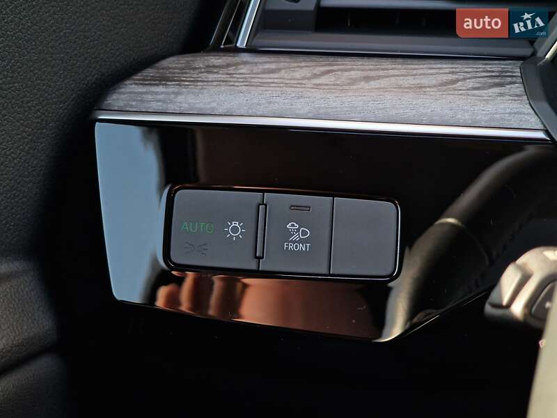 Внедорожник / Кроссовер Audi e-tron 2020 в Одессе