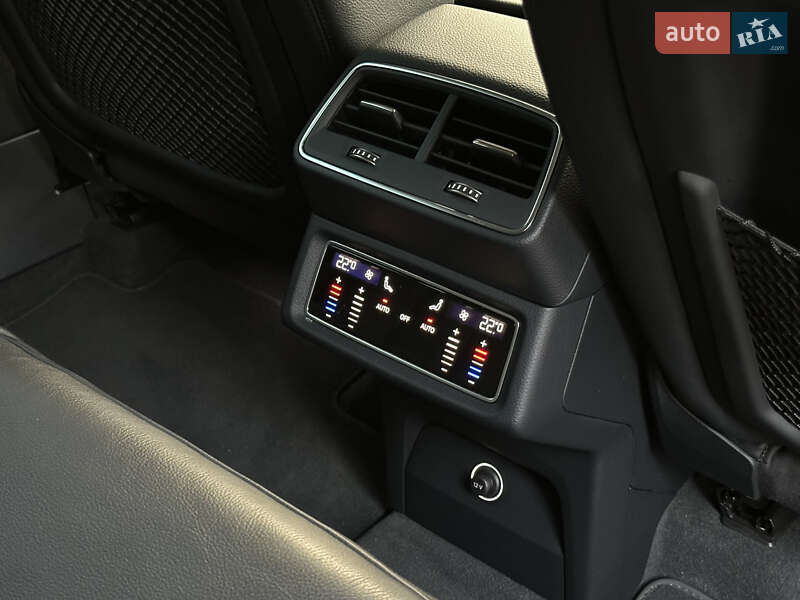 Внедорожник / Кроссовер Audi e-tron 2019 в Каменском