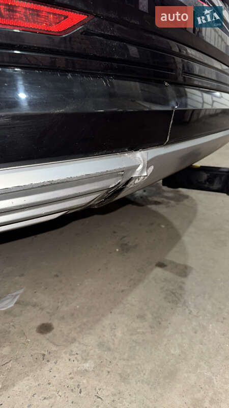 Внедорожник / Кроссовер Audi e-tron 2019 в Сарнах фото 14 Внедорожник / Кроссовер Audi e-tron 2019 в Сарнах