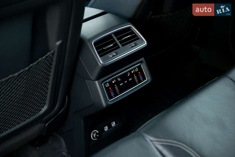 Внедорожник / Кроссовер Audi e-tron 2019 в Мукачево