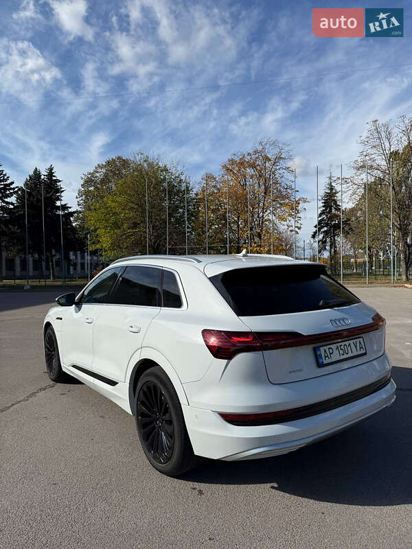 Внедорожник / Кроссовер Audi e-tron 2019 в Запорожье