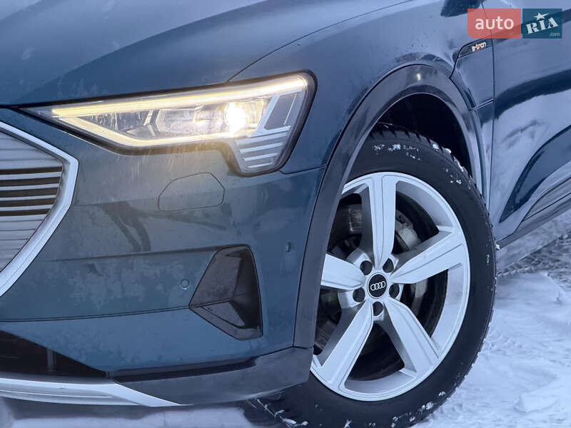 Внедорожник / Кроссовер Audi e-tron 2021 в Львове