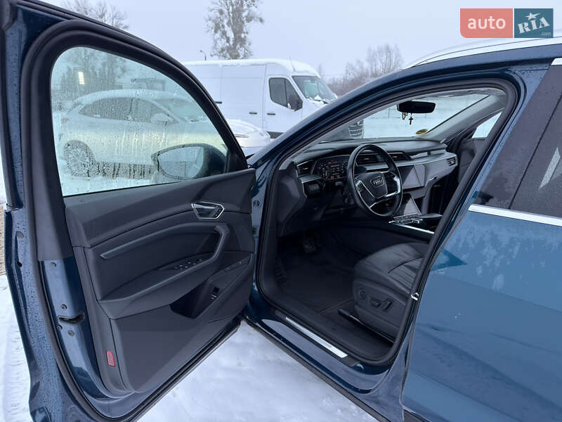Внедорожник / Кроссовер Audi e-tron 2021 в Львове