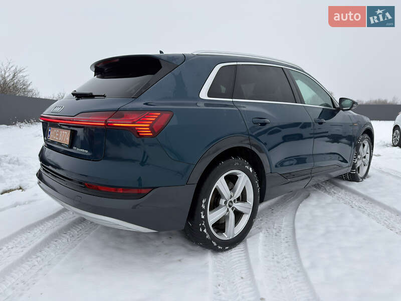 Внедорожник / Кроссовер Audi e-tron 2021 в Львове