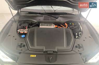 Позашляховик / Кросовер Audi e-tron 2020 в Ірпені