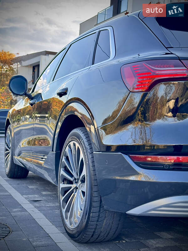 Внедорожник / Кроссовер Audi e-tron 2020 в Ужгороде фото 9 Внедорожник / Кроссовер Audi e-tron 2020 в Ужгороде