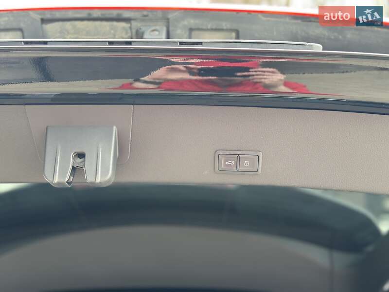 Внедорожник / Кроссовер Audi e-tron 2019 в Ужгороде