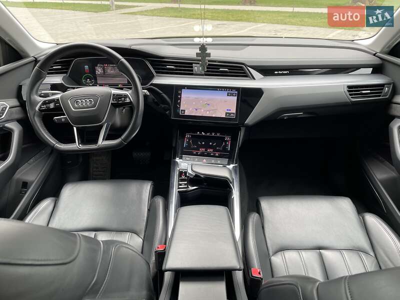 Внедорожник / Кроссовер Audi e-tron 2019 в Ужгороде