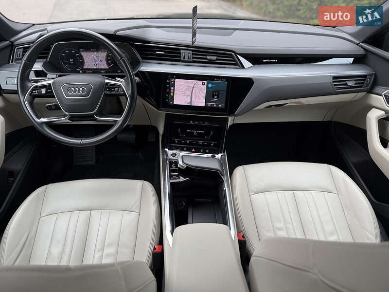 Позашляховик / Кросовер Audi e-tron 2021 в Тернополі