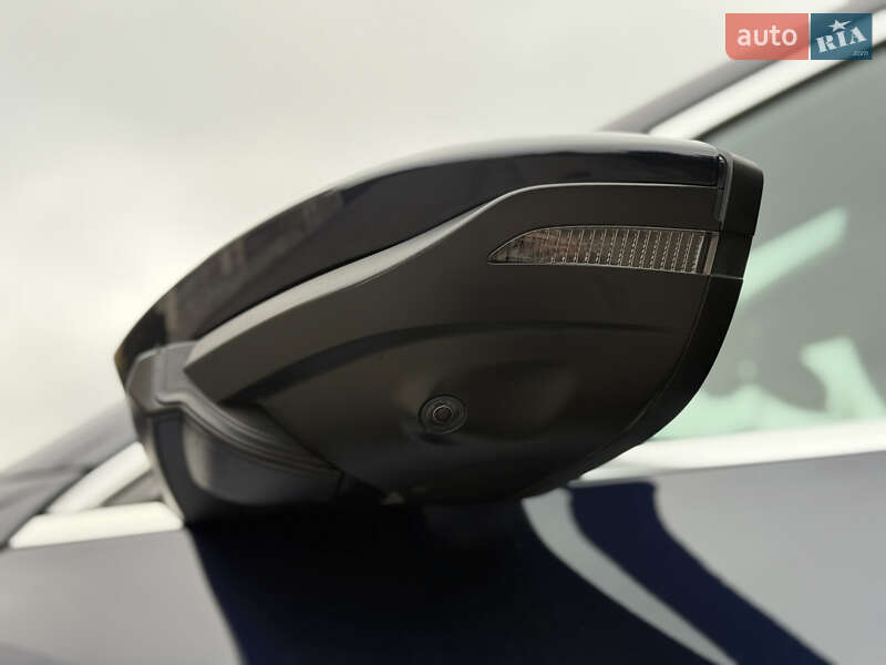 Позашляховик / Кросовер Audi e-tron 2021 в Тернополі