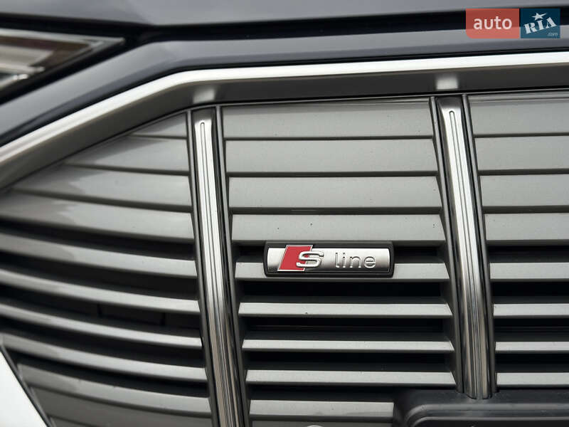Позашляховик / Кросовер Audi e-tron 2021 в Тернополі