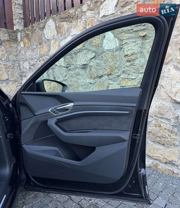 Внедорожник / Кроссовер Audi e-tron 2020 в Ровно