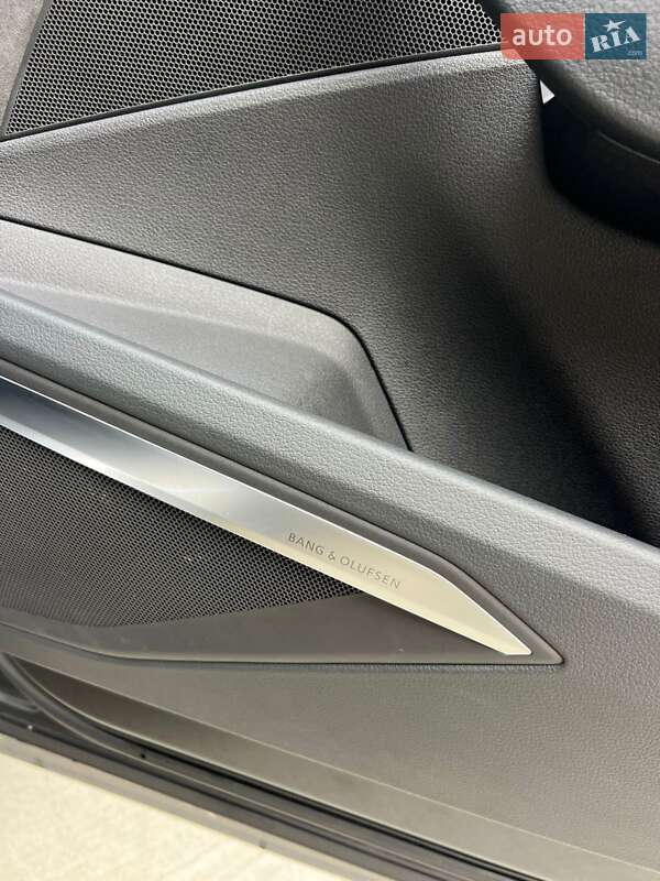 Позашляховик / Кросовер Audi e-tron 2021 в Дніпрі