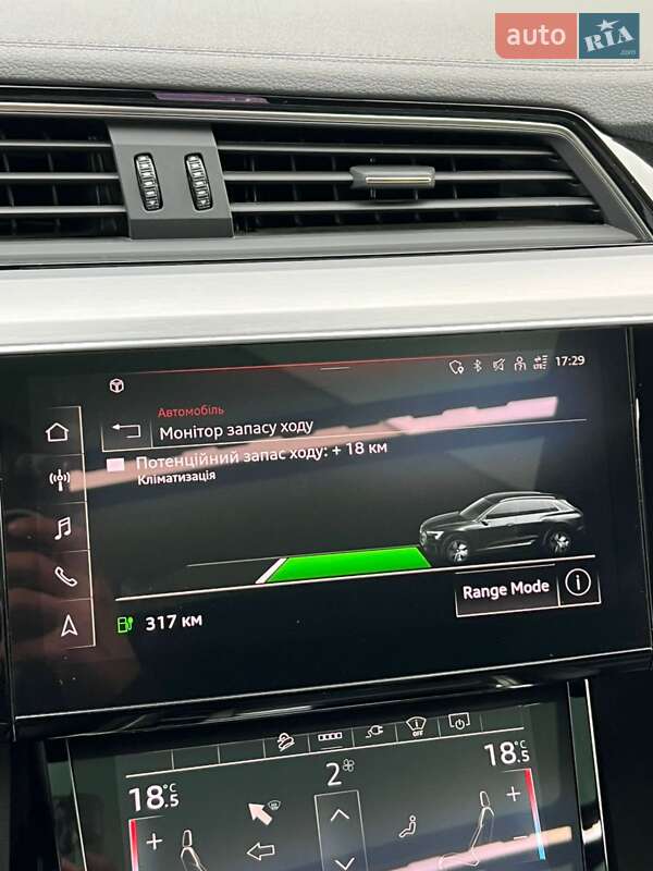 Позашляховик / Кросовер Audi e-tron 2021 в Дніпрі