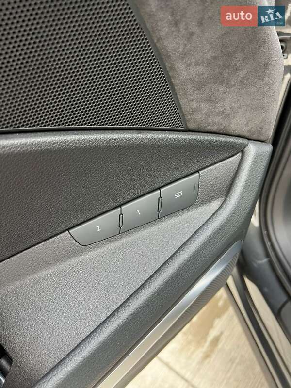 Позашляховик / Кросовер Audi e-tron 2021 в Дніпрі