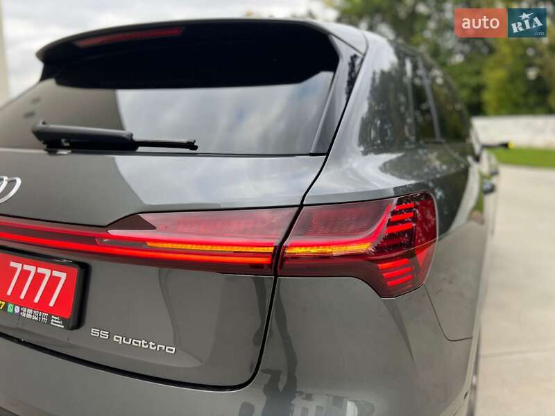 Позашляховик / Кросовер Audi e-tron 2021 в Дніпрі
