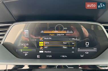Позашляховик / Кросовер Audi e-tron 2021 в Дніпрі