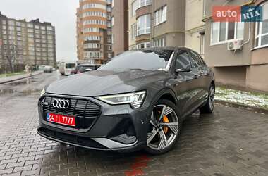 Позашляховик / Кросовер Audi e-tron 2021 в Дніпрі