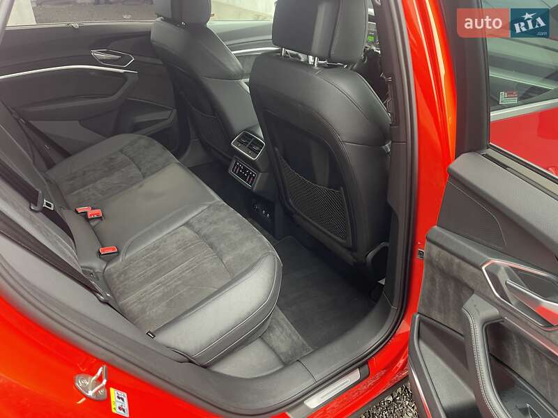 Внедорожник / Кроссовер Audi e-tron 2020 в Луцке