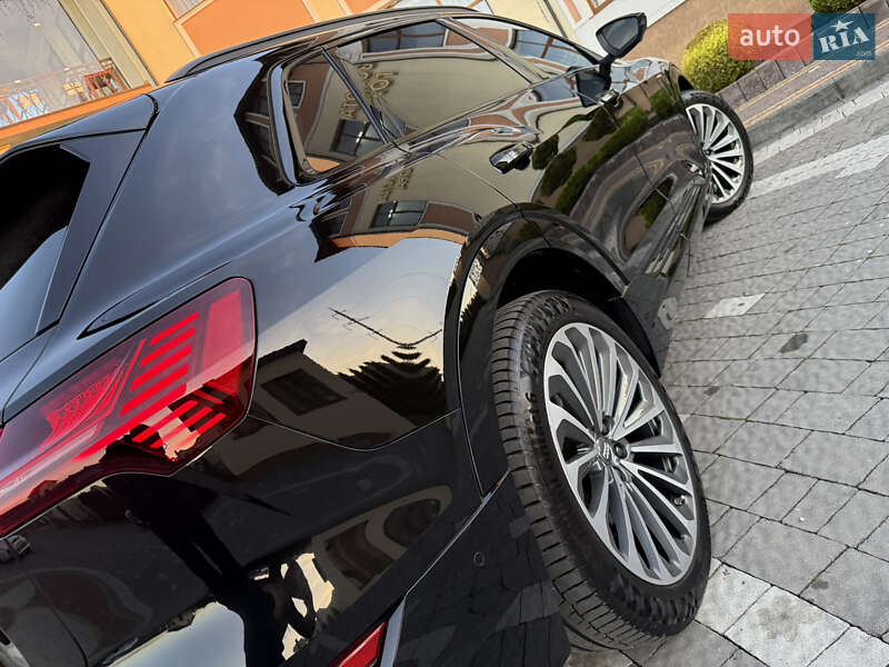 Внедорожник / Кроссовер Audi e-tron 2019 в Дрогобыче