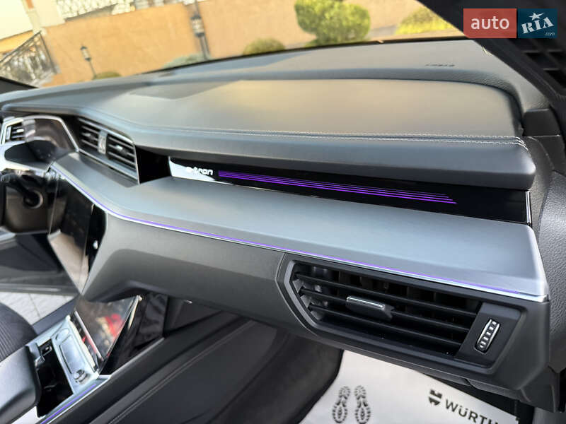 Внедорожник / Кроссовер Audi e-tron 2019 в Дрогобыче