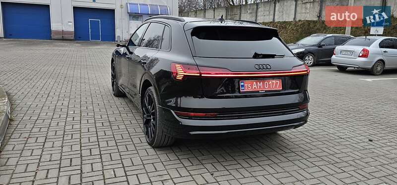 Позашляховик / Кросовер Audi e-tron 2020 в Тернополі