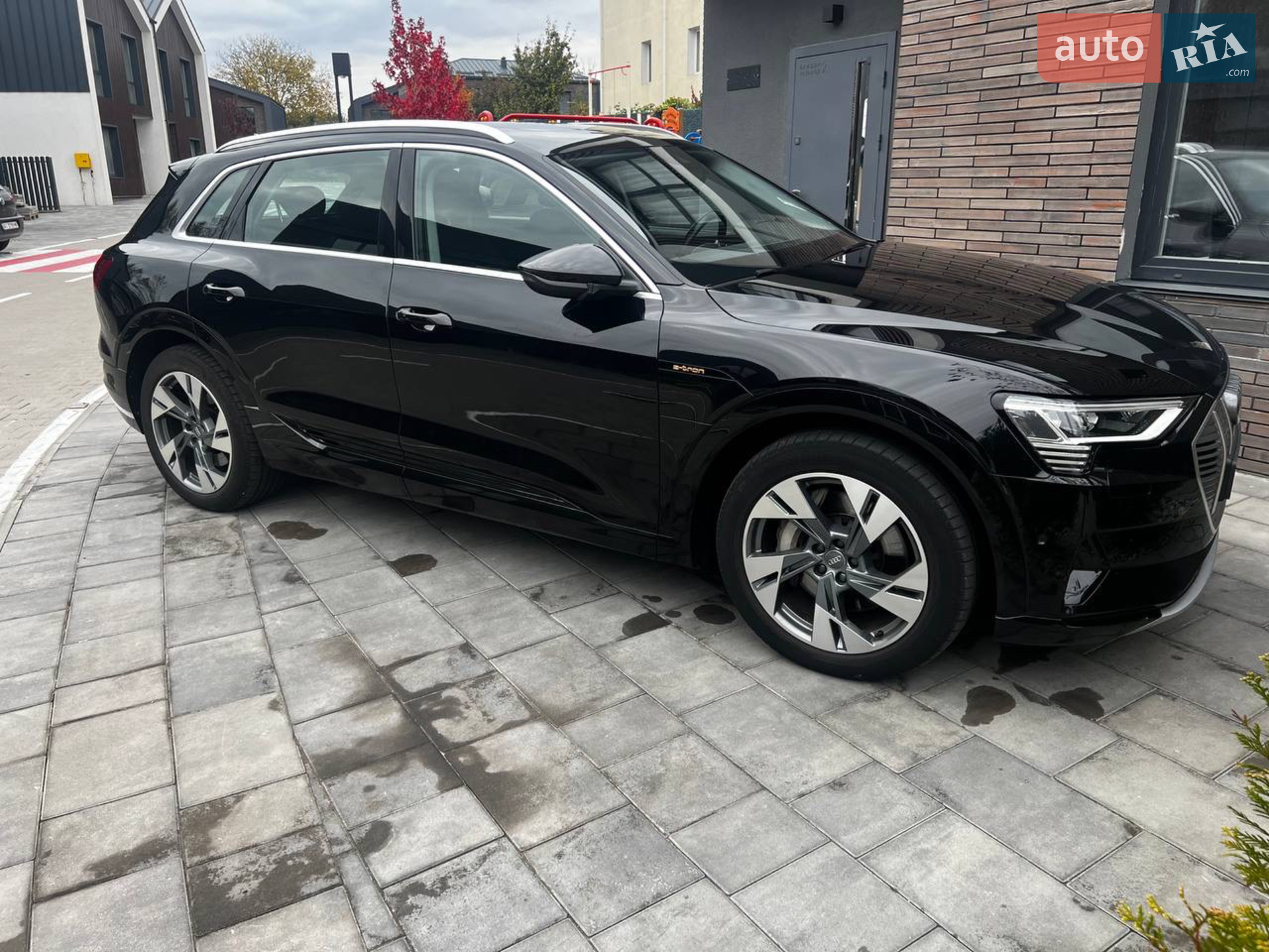 2019 Audi e-tron - мініатюра 4