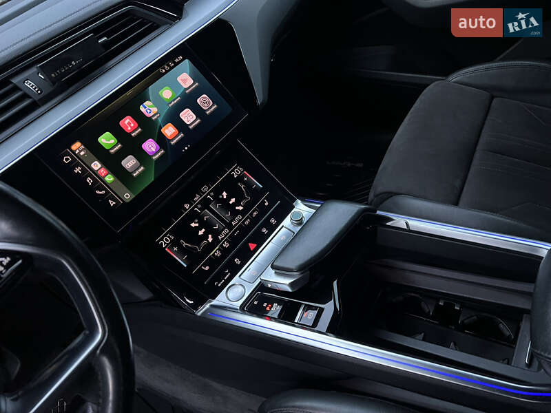 Внедорожник / Кроссовер Audi e-tron 2019 в Ужгороде фото 77 Внедорожник / Кроссовер Audi e-tron 2019 в Ужгороде