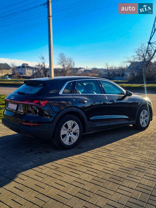Внедорожник / Кроссовер Audi e-tron 2020 в Кременчуге