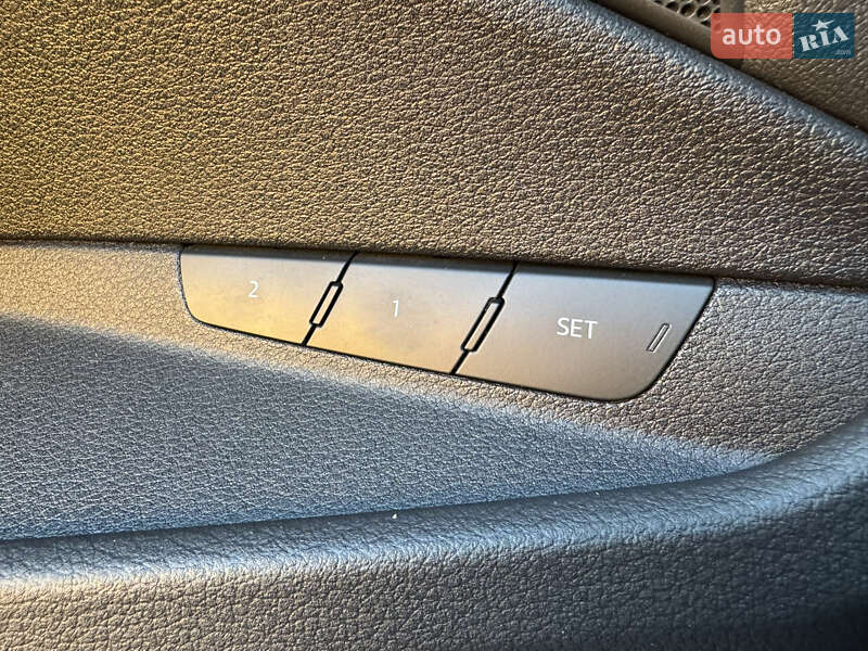 Внедорожник / Кроссовер Audi e-tron 2022 в Мукачево