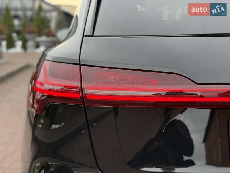 Позашляховик / Кросовер Audi e-tron 2020 в Стрию