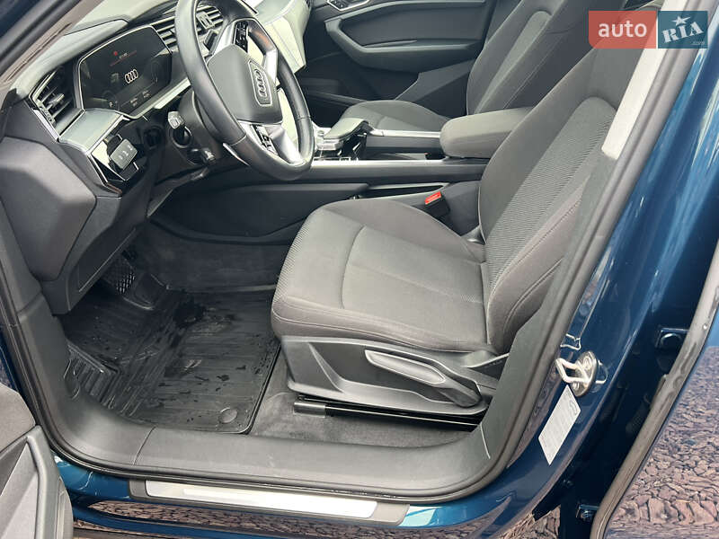 Внедорожник / Кроссовер Audi e-tron 2020 в Городке