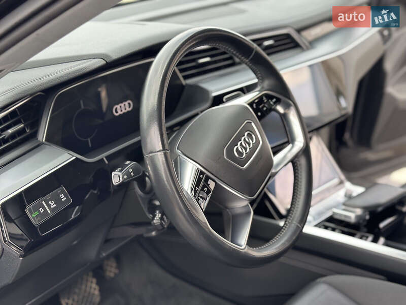 Позашляховик / Кросовер Audi e-tron 2020 в Коломиї