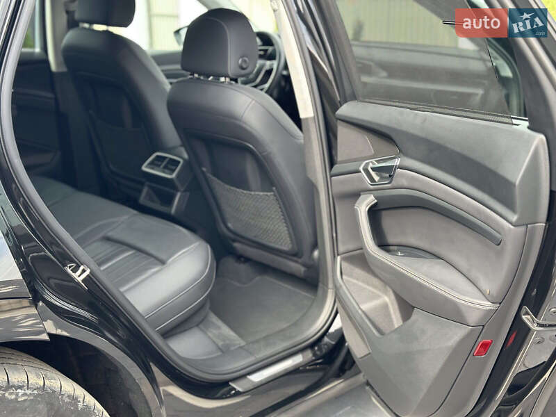 Позашляховик / Кросовер Audi e-tron 2020 в Коломиї