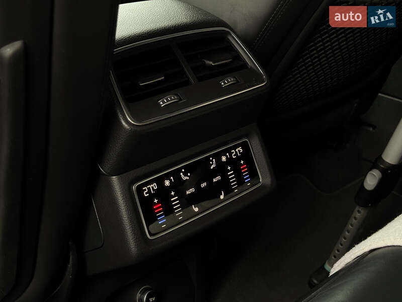 Внедорожник / Кроссовер Audi e-tron 2019 в Харькове