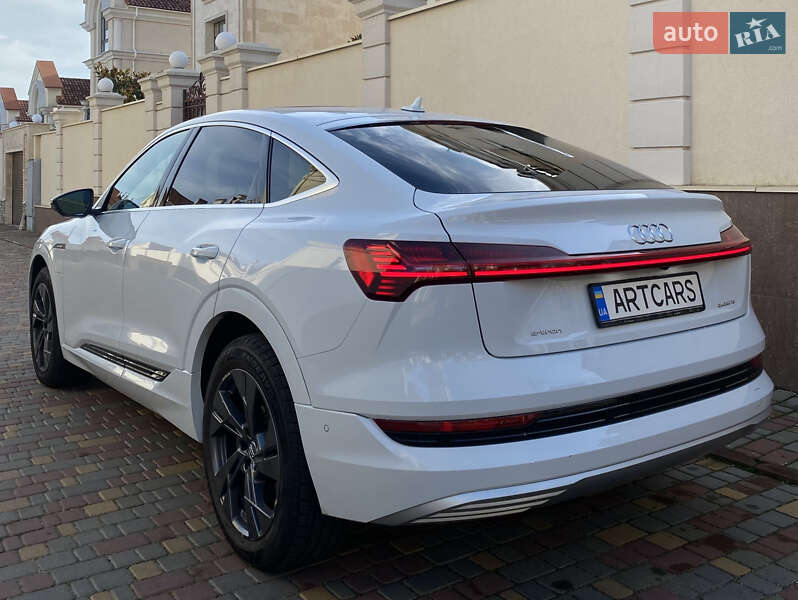 Внедорожник / Кроссовер Audi e-tron 2020 в Одессе