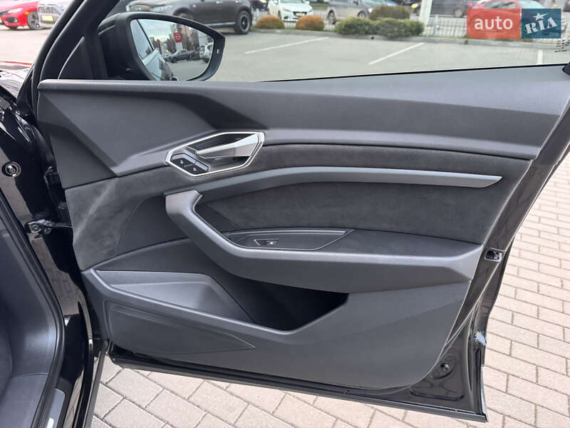 Позашляховик / Кросовер Audi e-tron 2023 в Хмельницькому фото 47 Позашляховик / Кросовер Audi e-tron 2023 в Хмельницькому