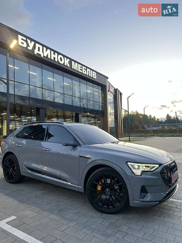 Внедорожник / Кроссовер Audi e-tron 2020 в Луцке