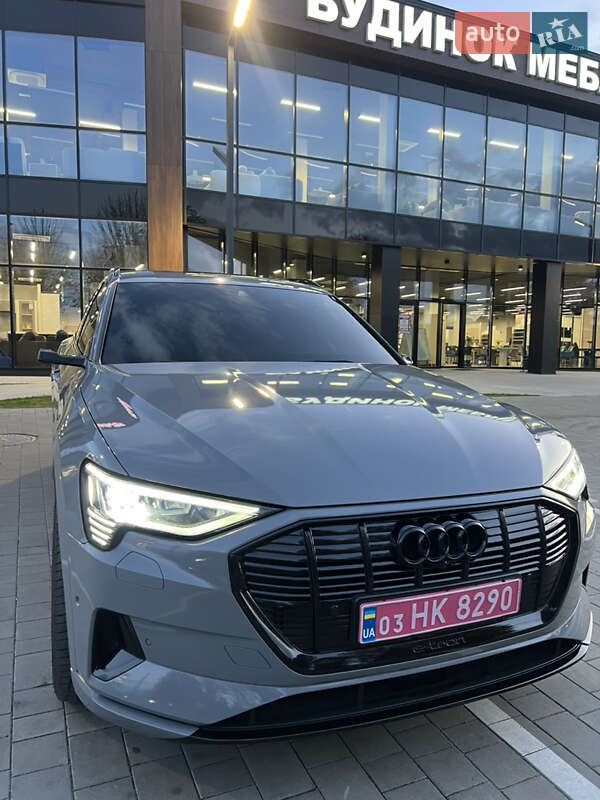 Внедорожник / Кроссовер Audi e-tron 2020 в Луцке