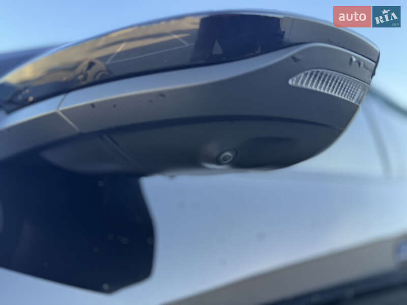 Внедорожник / Кроссовер Audi e-tron 2020 в Киеве