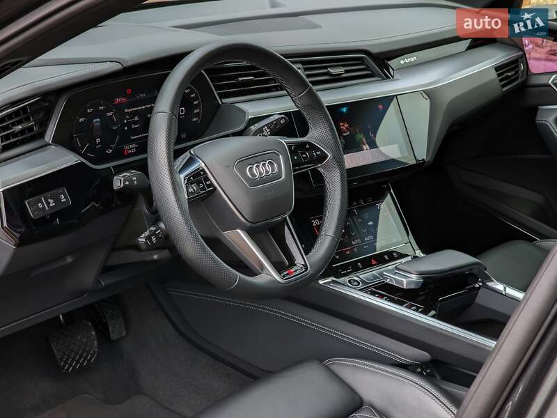 Внедорожник / Кроссовер Audi e-tron 2022 в Житомире