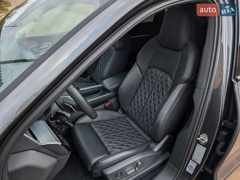 Внедорожник / Кроссовер Audi e-tron 2022 в Житомире