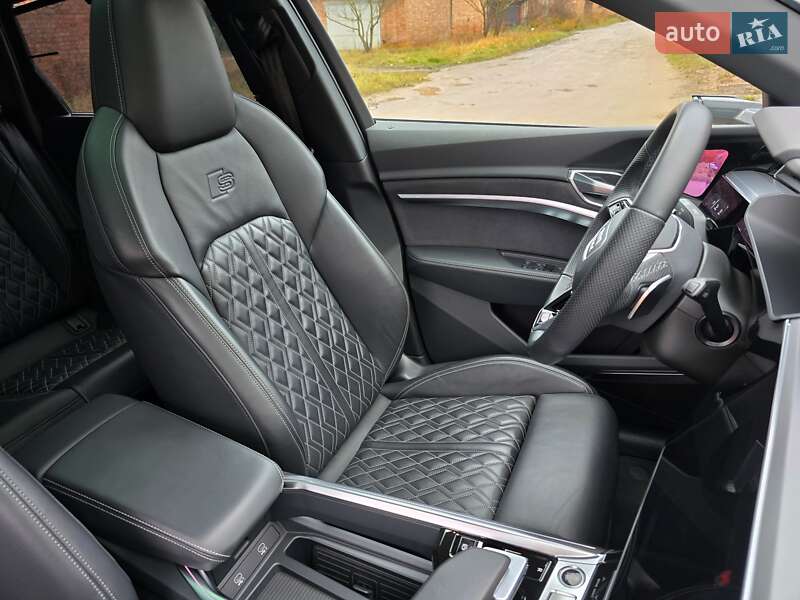 Внедорожник / Кроссовер Audi e-tron 2022 в Житомире