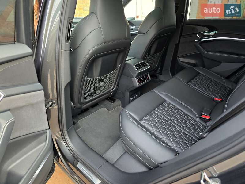 Внедорожник / Кроссовер Audi e-tron 2022 в Житомире